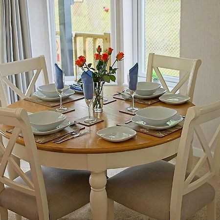 Hollicarrs - Wildflower Lodge ยอร์ค ภายนอก รูปภาพ